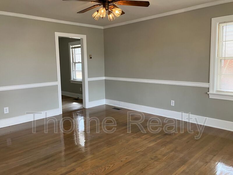 2 Bedroom Brick House property image