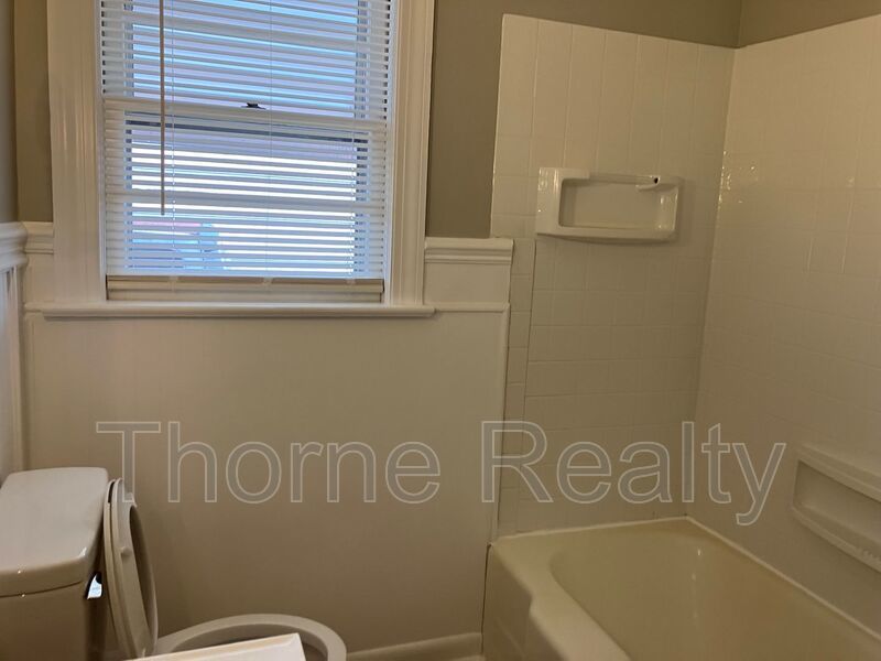 2 Bedroom Brick House property image