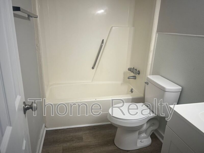 2 Bedroom Apartment property image