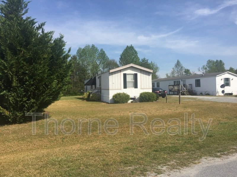 2 Bedroom Singlewide near Pinetops Hilltop Mobile Home Park property image