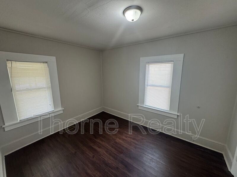 2 Bedroom Duplex - Move In Special property image