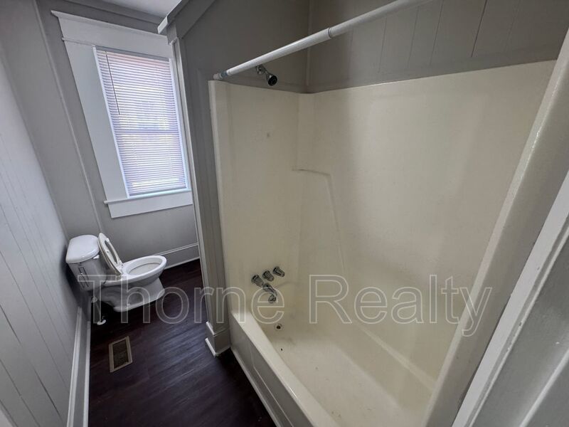 2 Bedroom Duplex - Move In Special property image