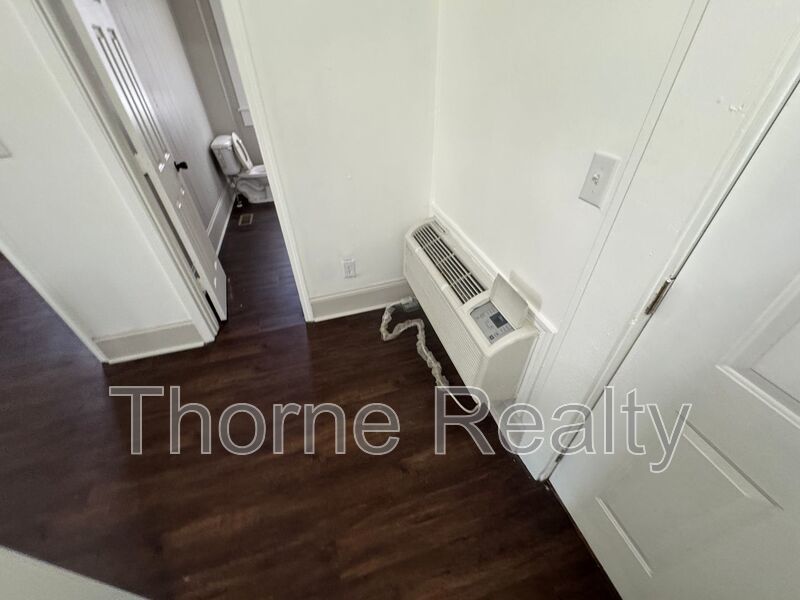 2 Bedroom Duplex - Move In Special property image