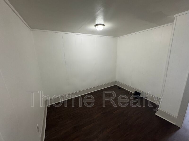 2 Bedroom Duplex - Move In Special property image