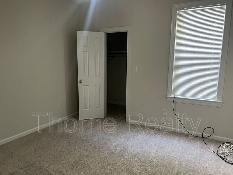 2 Bedroom Duplex off Hunter Hill Road - Rarely Available - Cul de Sac location property image