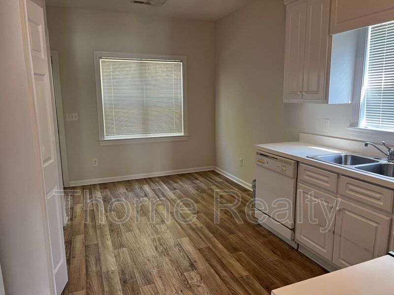 2 Bedroom Duplex off Hunter Hill Road - Rarely Available - Cul de Sac location property image