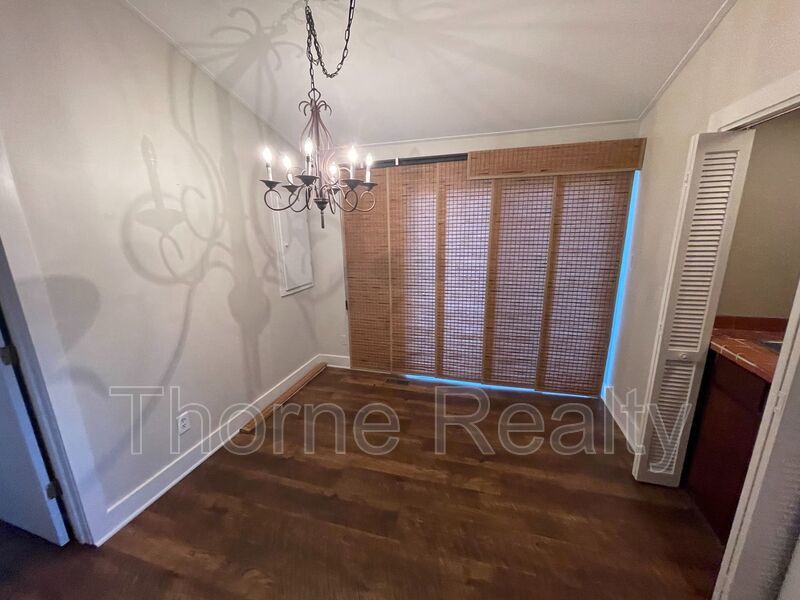 3 Bedroom 3 Bath Beauty on Golf Course with Wet Bar and Storage Building property image