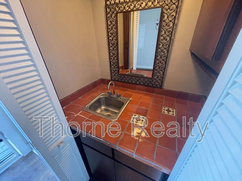 3 Bedroom 3 Bath Beauty on Golf Course with Wet Bar and Storage Building property image