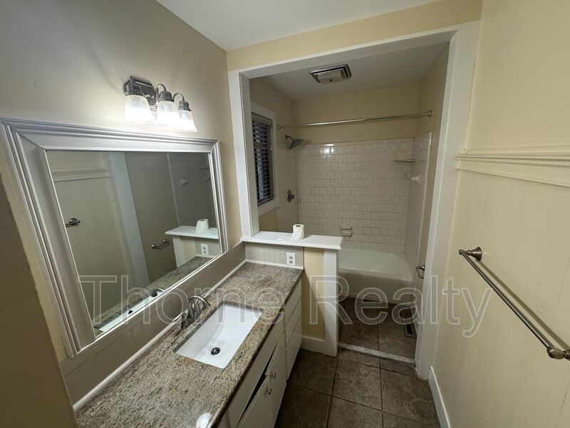 3 Bedroom 3 Bath Beauty on Golf Course with Wet Bar and Storage Building property image