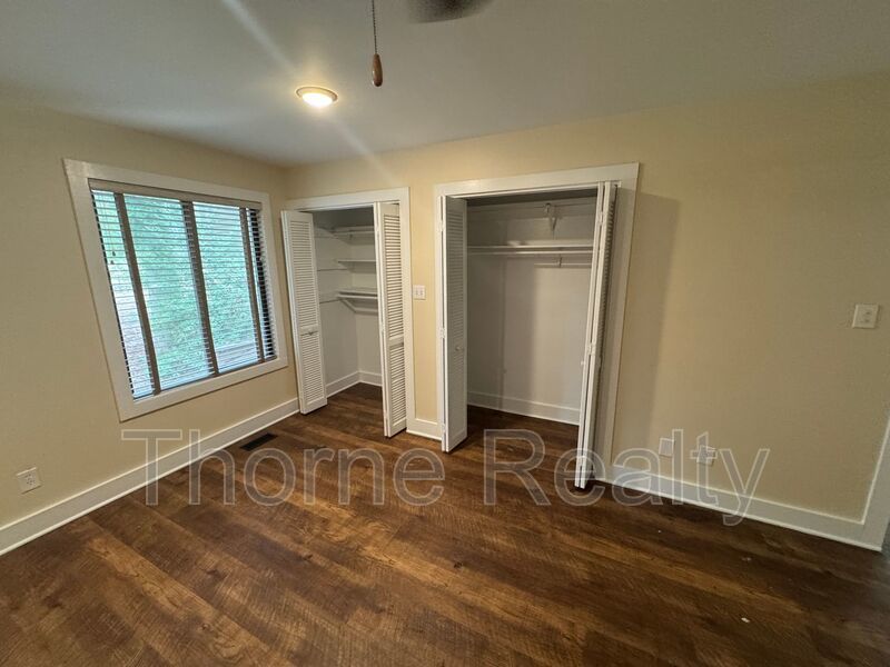 3 Bedroom 3 Bath Beauty on Golf Course with Wet Bar and Storage Building property image