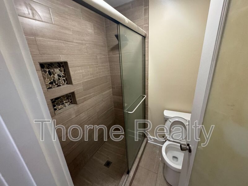 3 Bedroom 3 Bath Beauty on Golf Course with Wet Bar and Storage Building property image