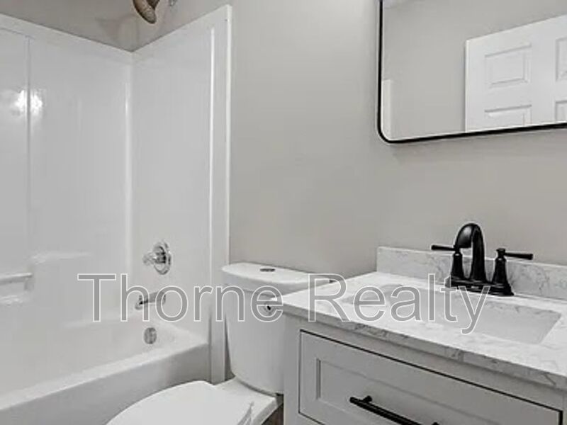 3 Bedroom House in Flagmarsh Hills property image