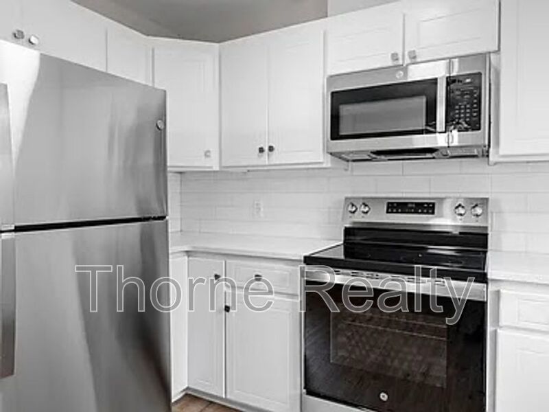 3 Bedroom House in Flagmarsh Hills property image