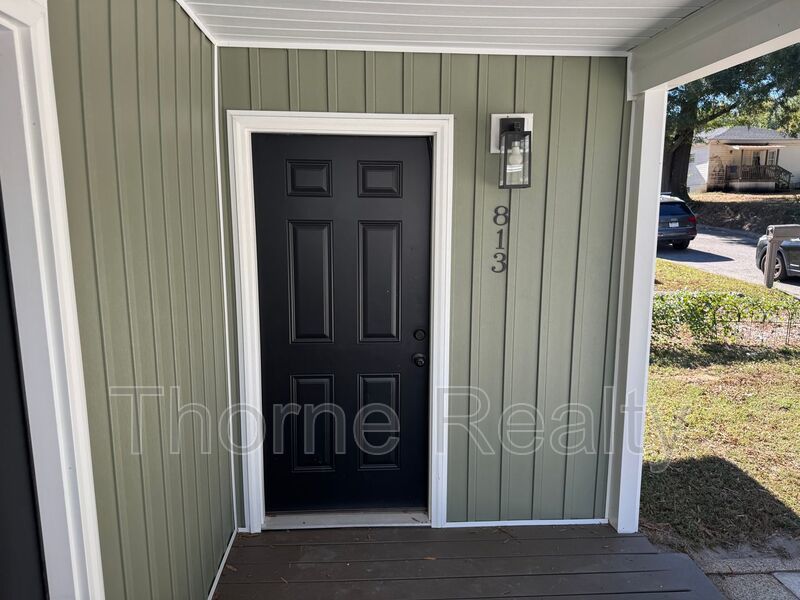 Like New 1 Bedroom Duplex - Walk to Rocky Mount Mills property image