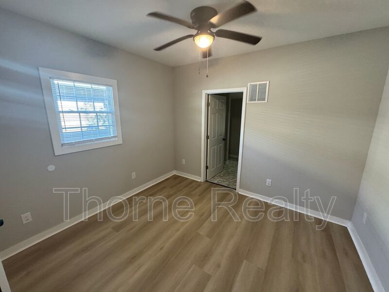 Like New 1 Bedroom Duplex - Walk to Rocky Mount Mills property image