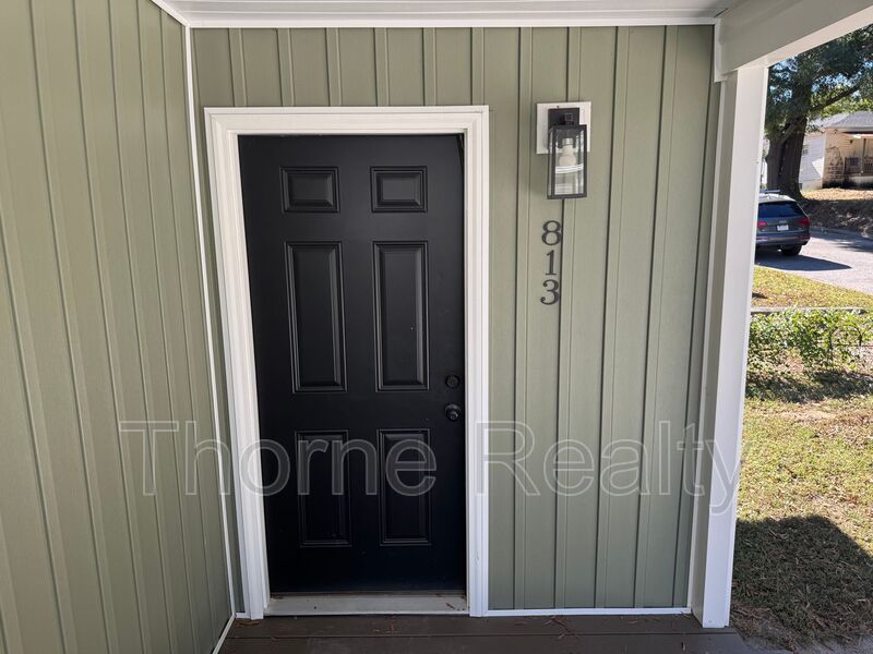 Like New 1 Bedroom Duplex - Walk to Rocky Mount Mills property image