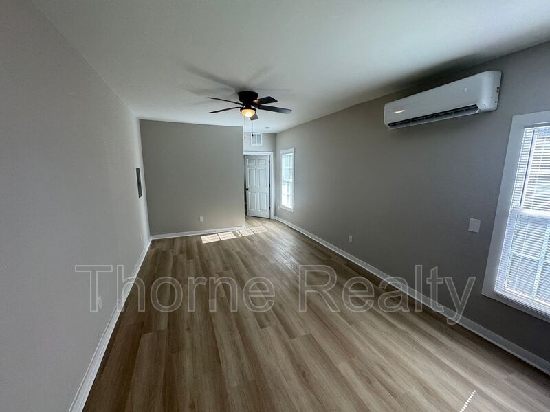 Like New 1 Bedroom Duplex - Walk to Rocky Mount Mills property image