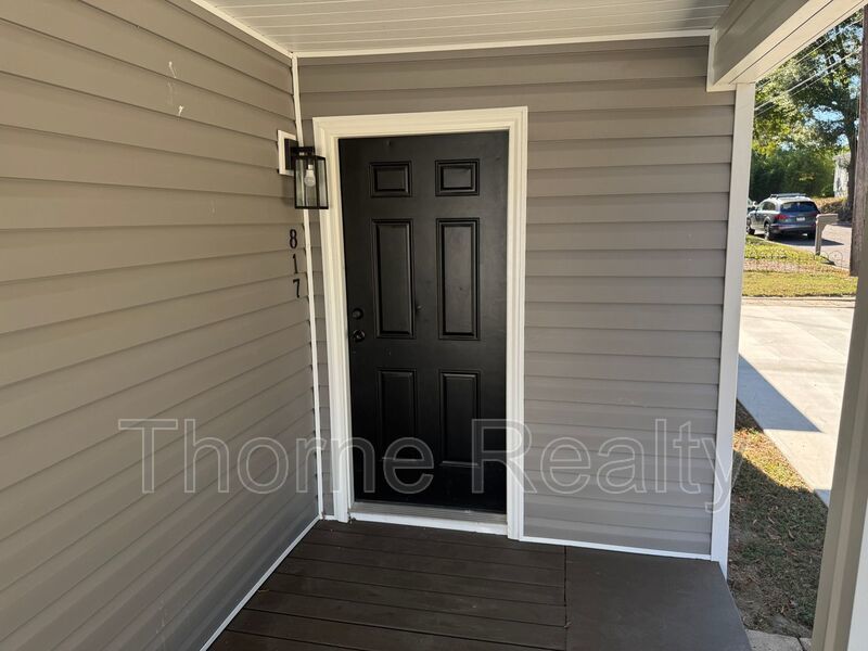 Like New 1 Bedroom Duplex - Walk to Rocky Mount Mills property image