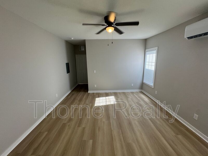 Like New 1 Bedroom Duplex - Walk to Rocky Mount Mills property image