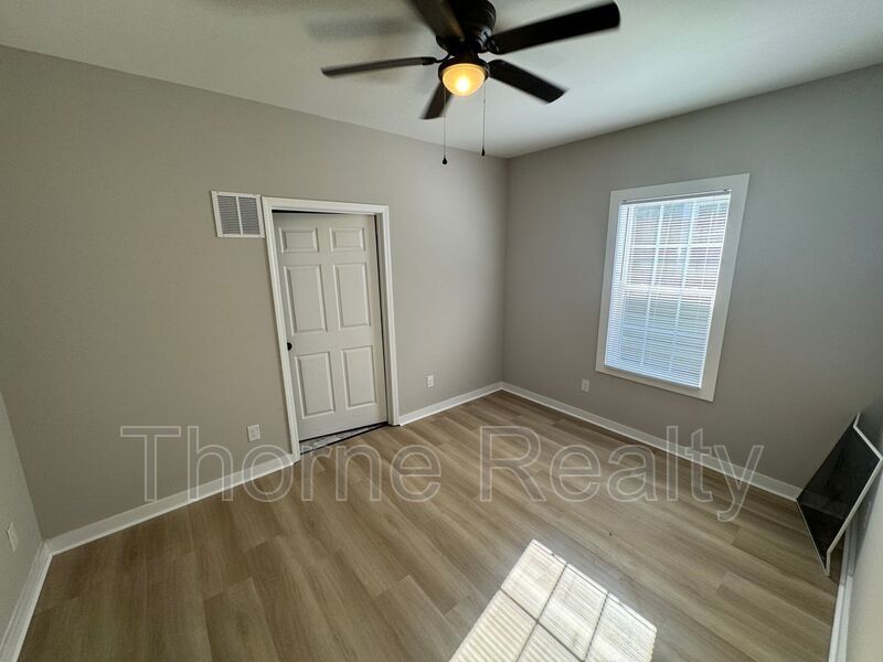 Like New 1 Bedroom Duplex - Walk to Rocky Mount Mills property image