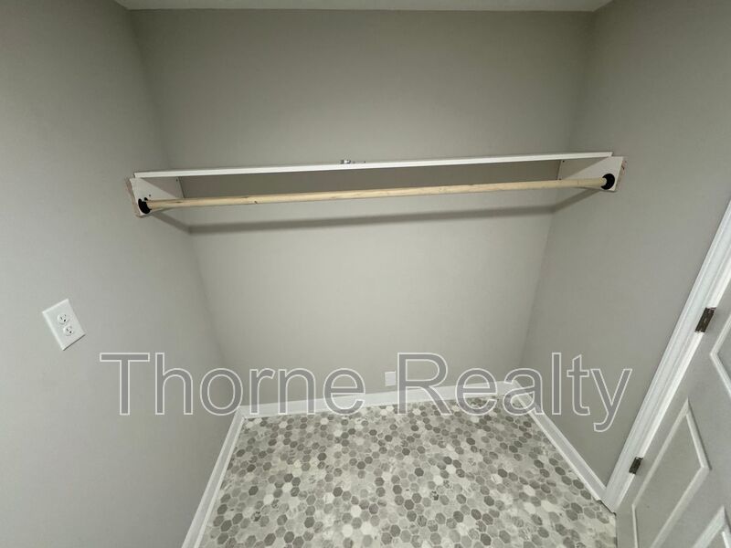 Like New 1 Bedroom Duplex - Walk to Rocky Mount Mills property image