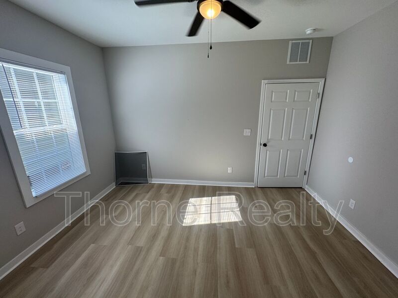 Like New 1 Bedroom Duplex - Walk to Rocky Mount Mills property image