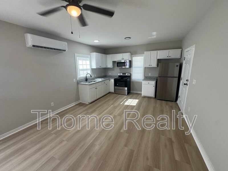 Like New 1 Bedroom Duplex - Walk to Rocky Mount Mills property image