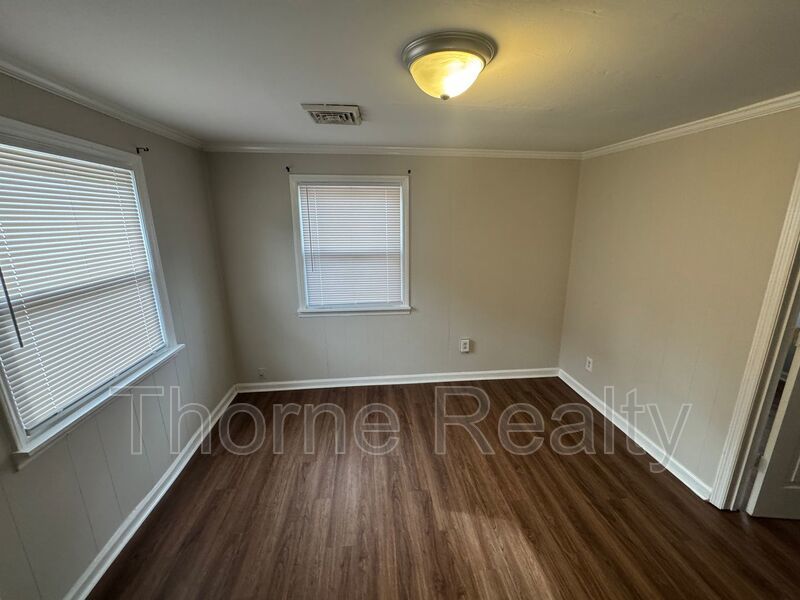 2 Bedroom House in Sharpsburg - New Central HVAC system property image