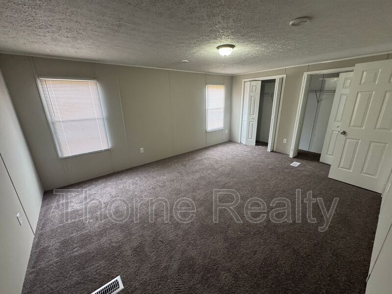 HUGE Remodel! Large home on large lot with New Carpet and Remodeled Baths property image