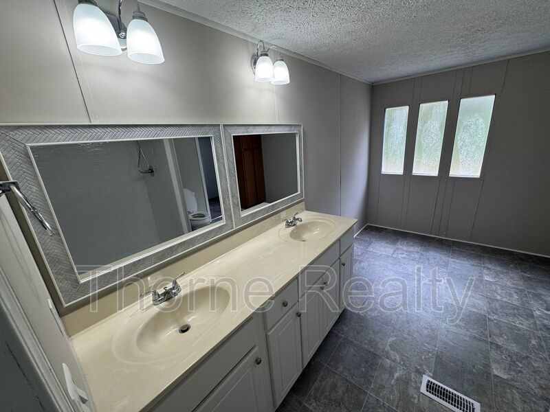 HUGE Remodel! Large home on large lot with New Carpet and Remodeled Baths property image