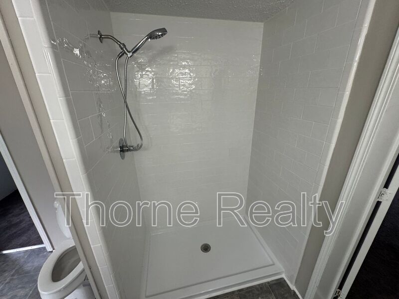 HUGE Remodel! Large home on large lot with New Carpet and Remodeled Baths property image