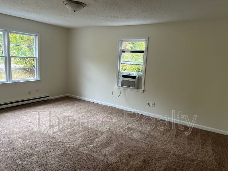 Single-Family Home: Near Shopping, Movie Theatre, and Rocky Mount Mills! property image