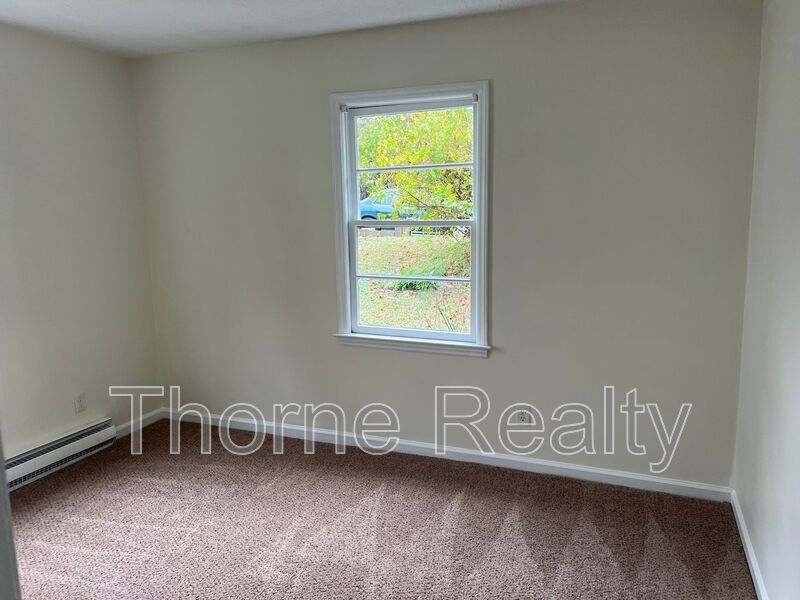 Single-Family Home: Near Shopping, Movie Theatre, and Rocky Mount Mills! property image