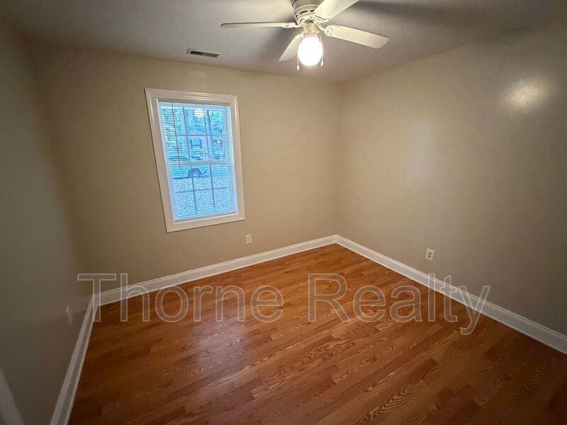 3 Bedroom with 2 Full Baths and Large Yard property image