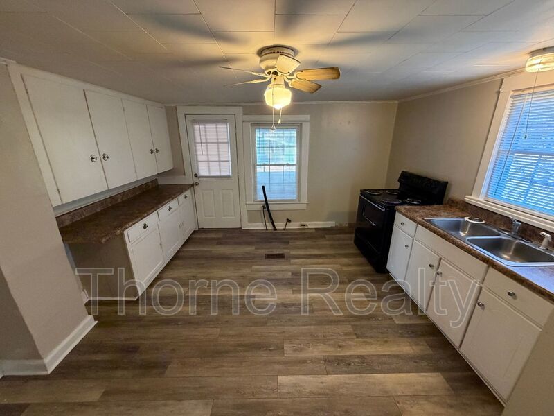 Affordable 3-bedroom, 1-bathroom home located just outside the town of Spring Hope property image