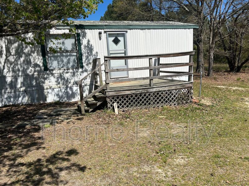 128 Timberview Lane Tarboro, NC 27886 Thorne Realty