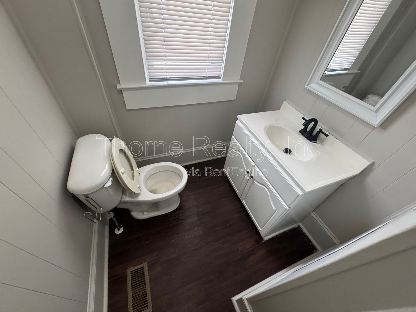 2 Bedroom Duplex - Move In Special property image