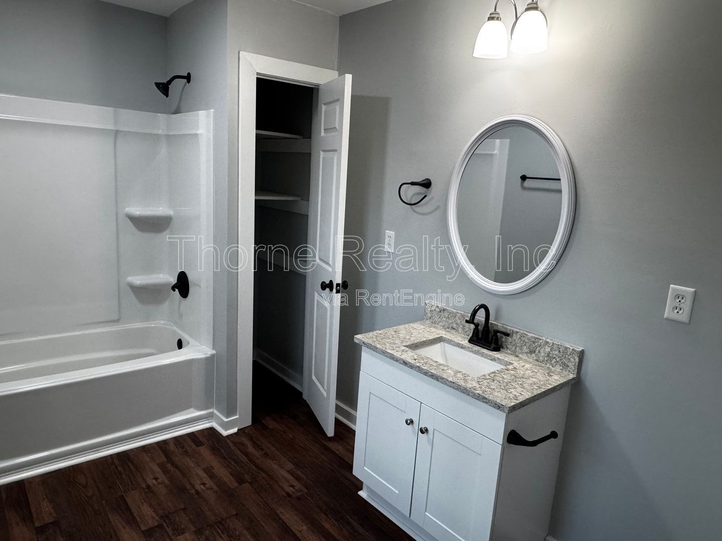 Modern 3BR / 2.5BA Home with Granite Kitchen, Loft and Storage property image