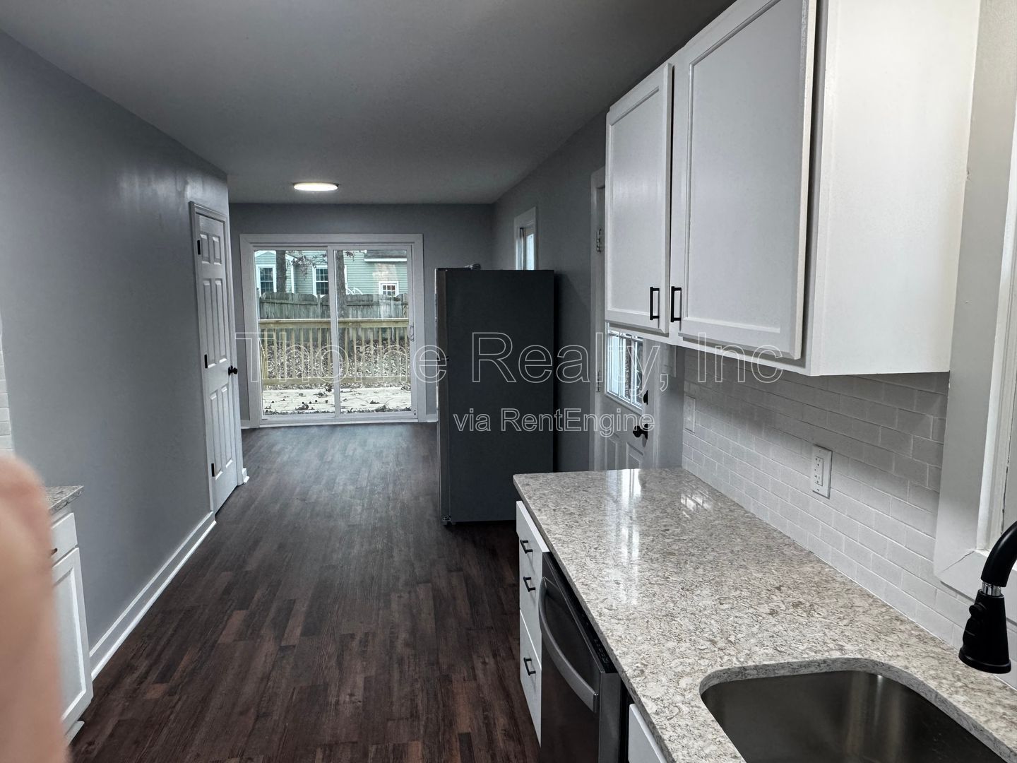 Modern 3BR / 2.5BA Home with Granite Kitchen, Loft and Storage property image