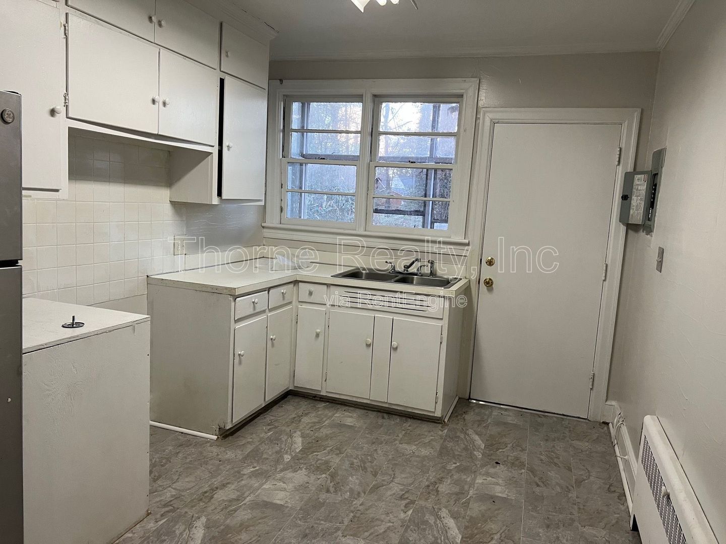 1 Bedroom Duplex - Housing Vouchers Accepted property image