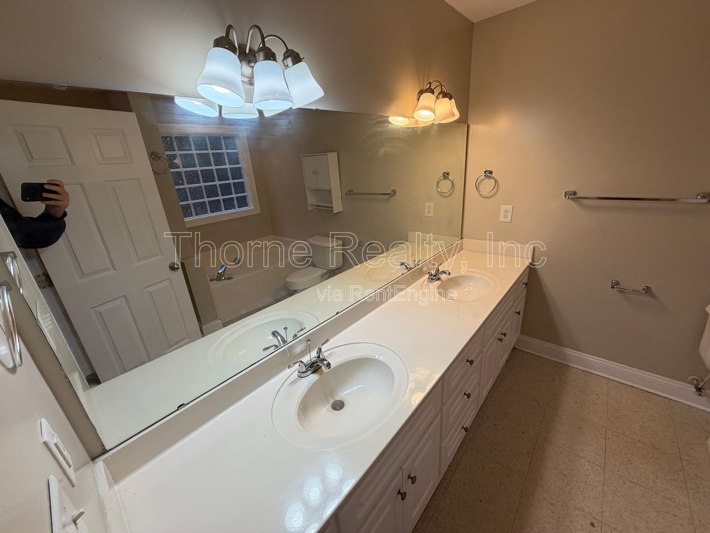 3 Bedroom with 2 Full Baths and Large Yard property image