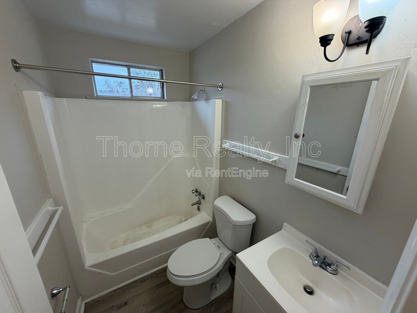 Complete renovation - large 3 Bedroom apartment property image