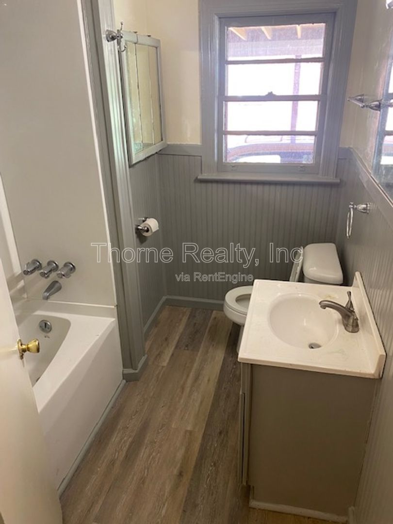 3 Bedroom Brick House in Meadowbrook property image