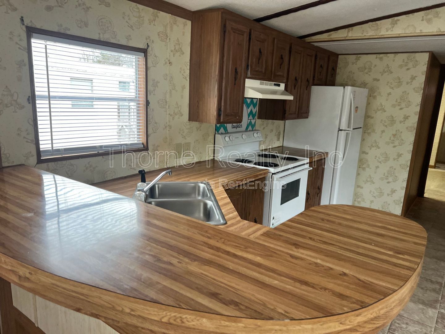 Singlewide in Hilltop MHP property image