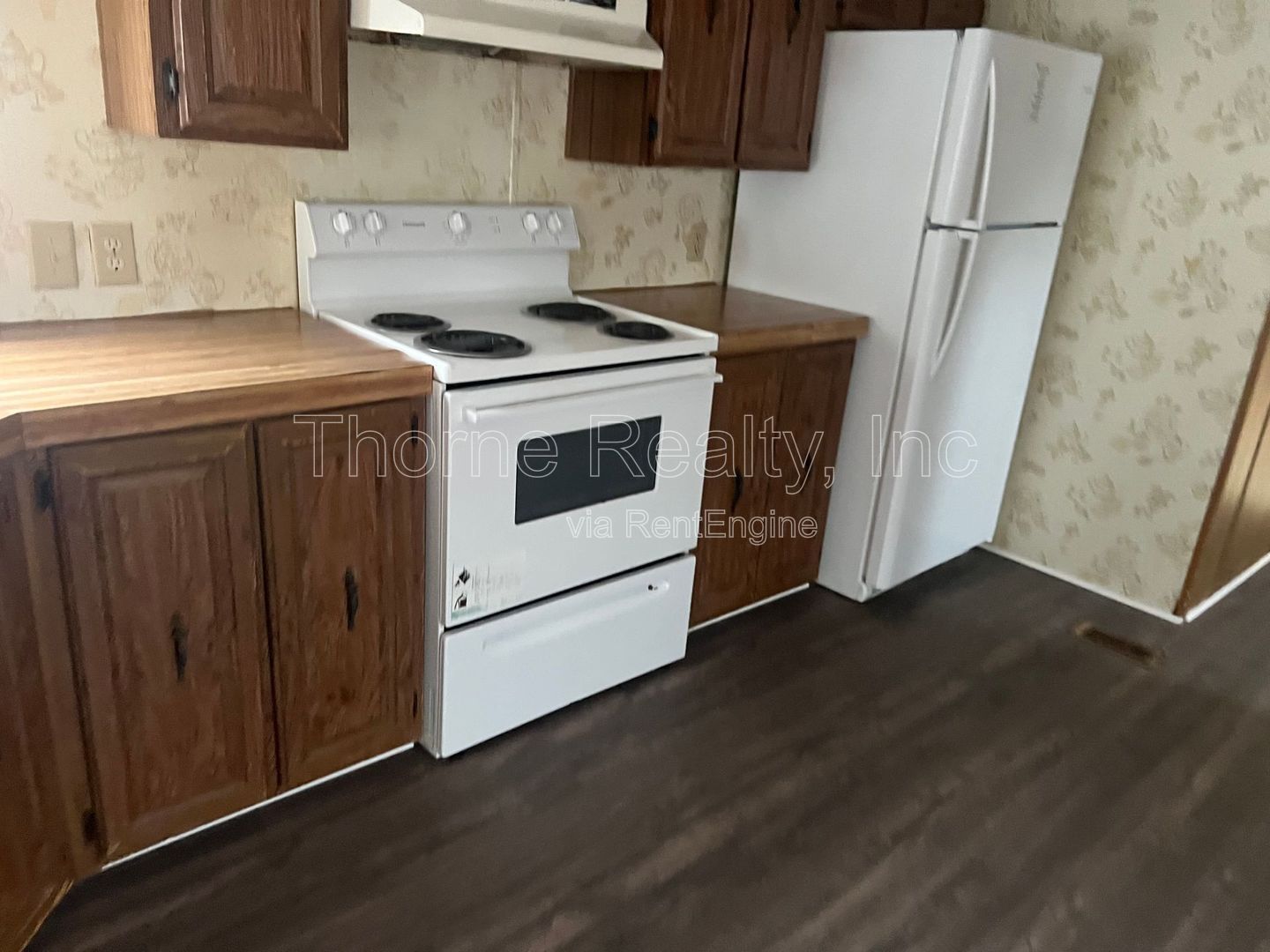 Singlewide in Hilltop MHP property image