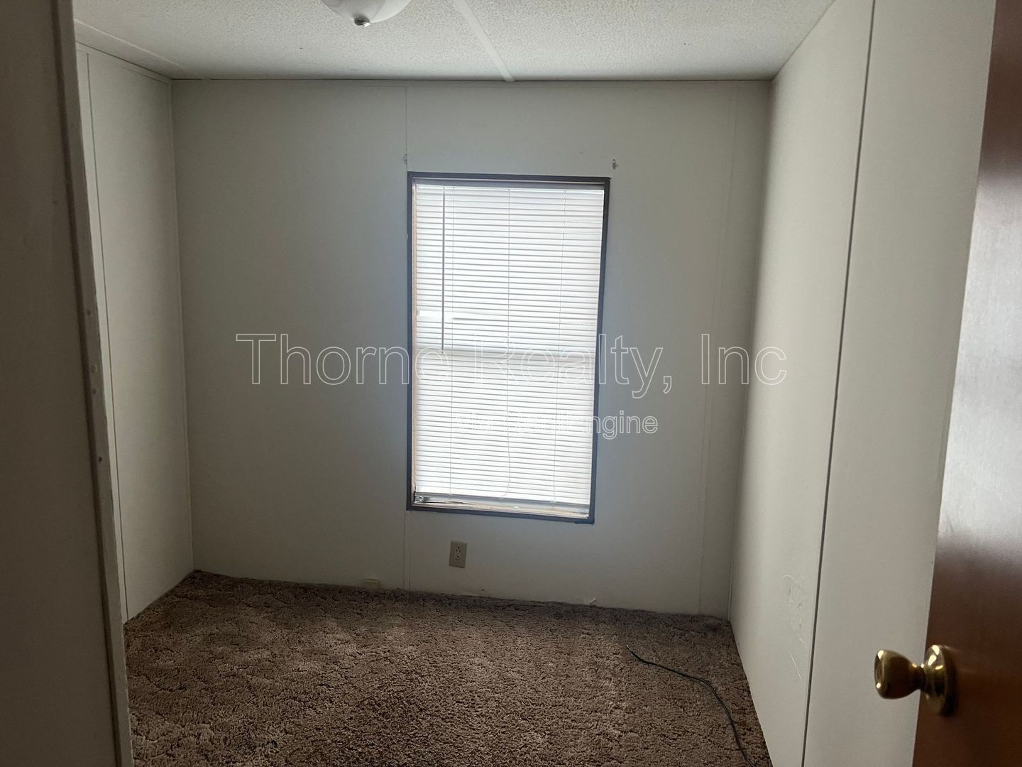 Singlewide in Hilltop MHP property image