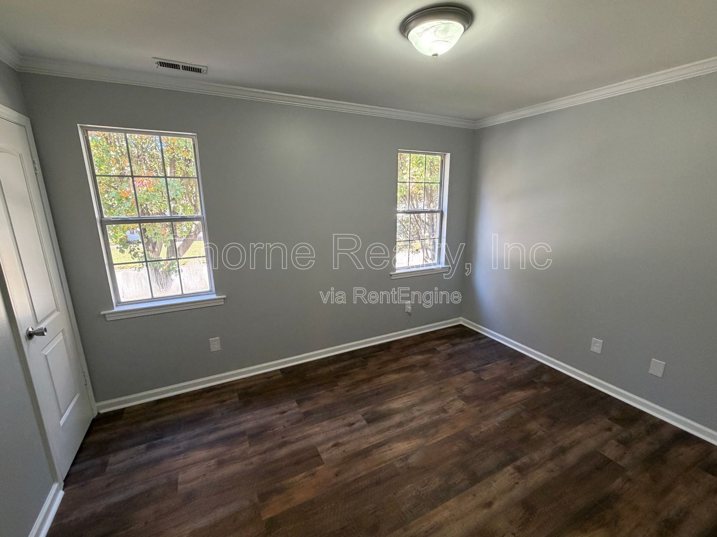 Remodeled bathrooms, new kitchen in this Nashville beauty - REDUCED!! property image