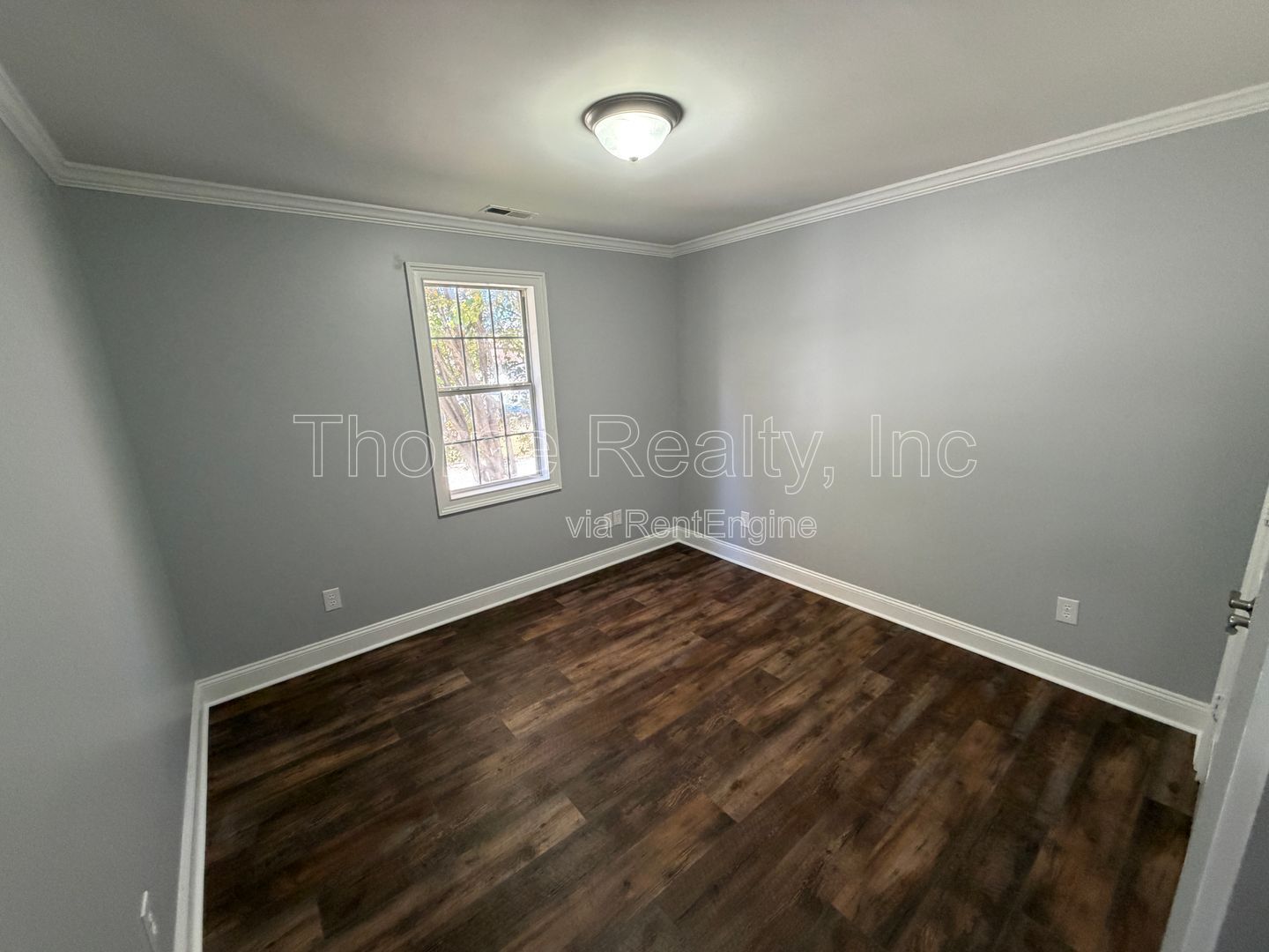 Remodeled bathrooms, new kitchen in this Nashville beauty - REDUCED!! property image