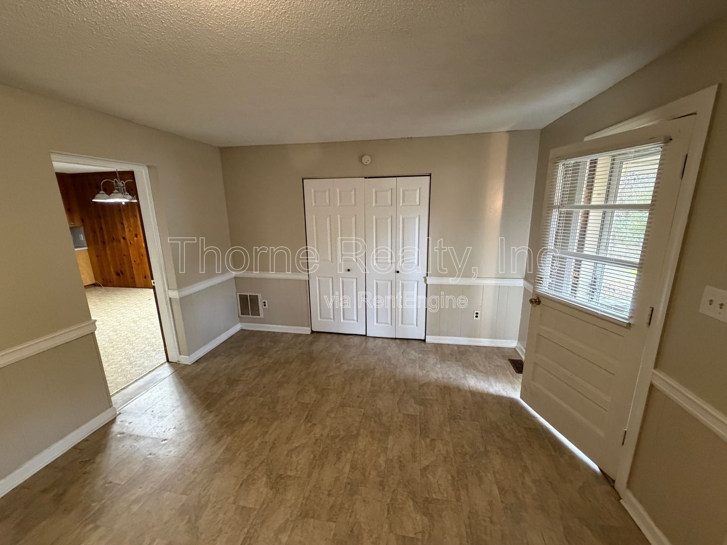 3 Bedroom Brick Ranch with Large Yard and Bonus Room property image