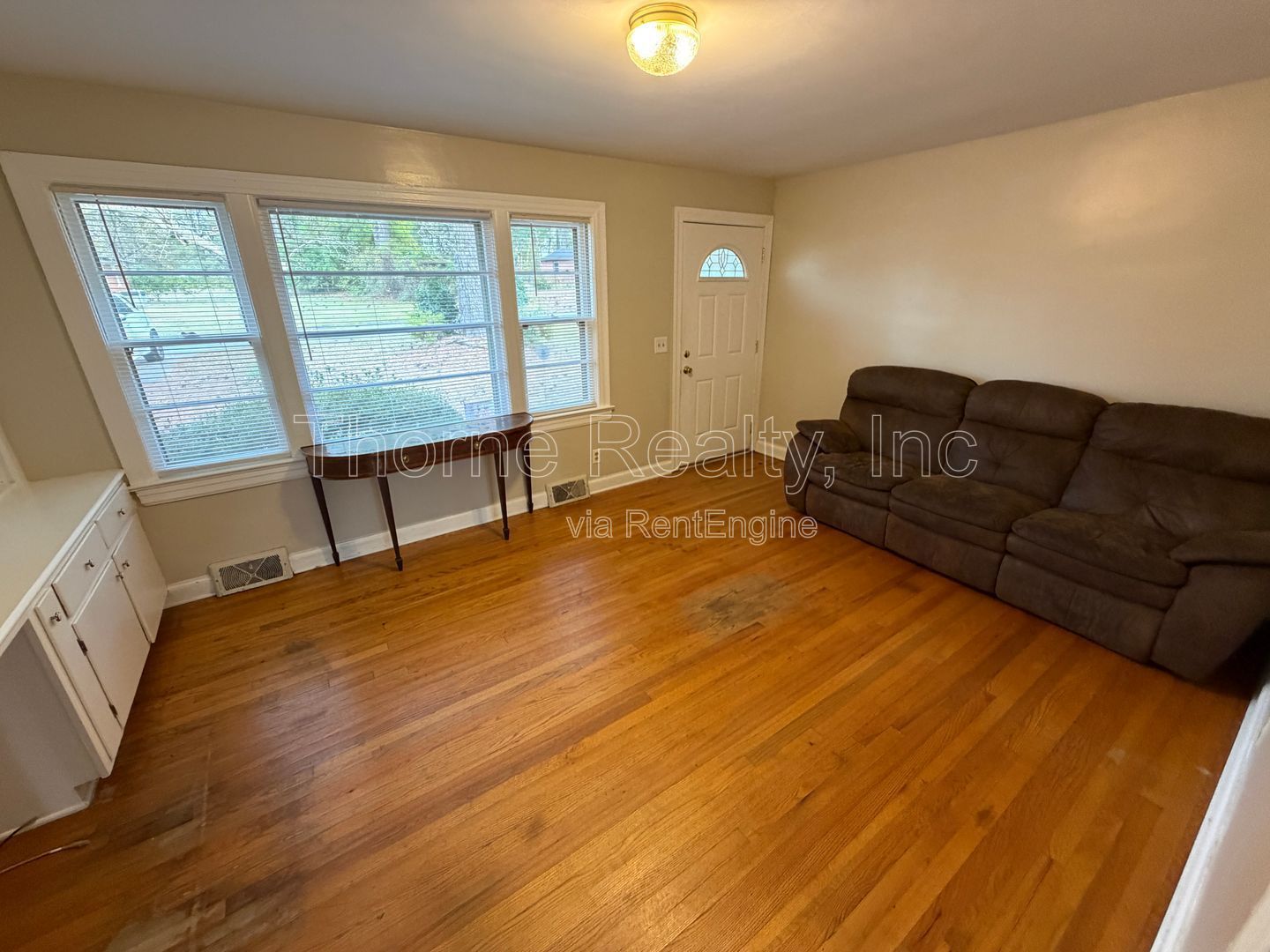 3 Bedroom Brick Ranch with Large Yard and Bonus Room property image